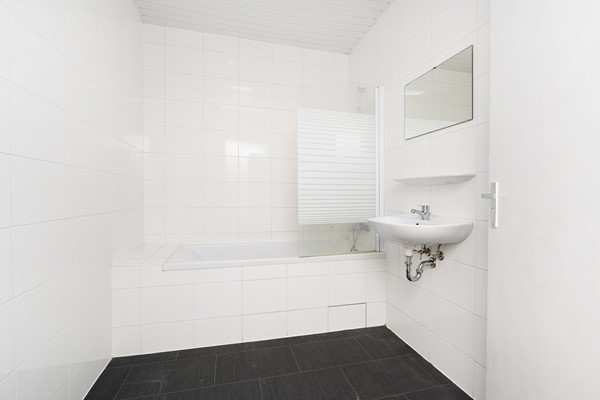 Medium property photo - Drebbelstraat 32, 2522 CV Den Haag